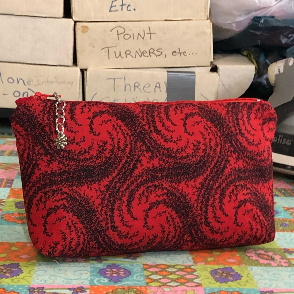 Handmade Zipper Pouch (Lined)